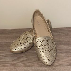 Nicole Gold Flats